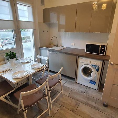Appartement Avec Parking Gratuit Proche De Village De Marque ブールゴアン エクステリア 写真